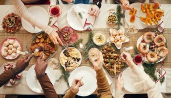 HOW TO TAKE CARE OF YOURSELF AFTER THE CHRISTMAS PARTIES